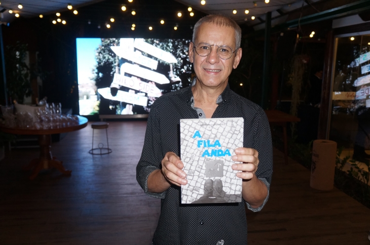 Auditor-Fiscal aposentado, Marcio Fernandes, lança o seu 1º livro de crônicas