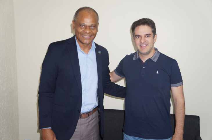 Presidente do Sindifisco-GO visita o deputado federal Ismael Alexandrino