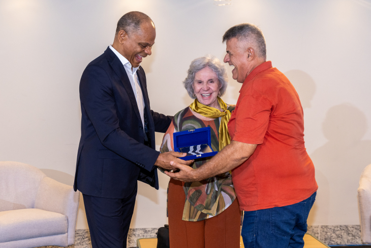 Auditor-fiscal recém-aposentado, homenageado no 4º EAF, se emociona em depoimento de agradecimento